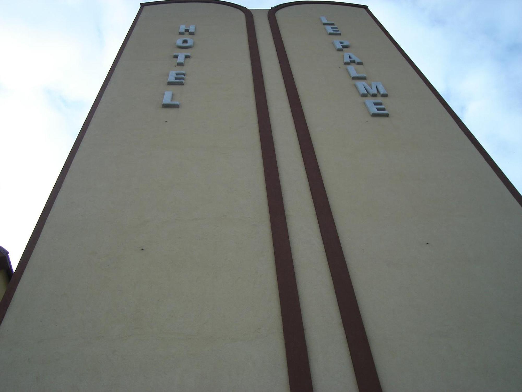 Hotel Le Palme Gioia Tauro Exteriör bild