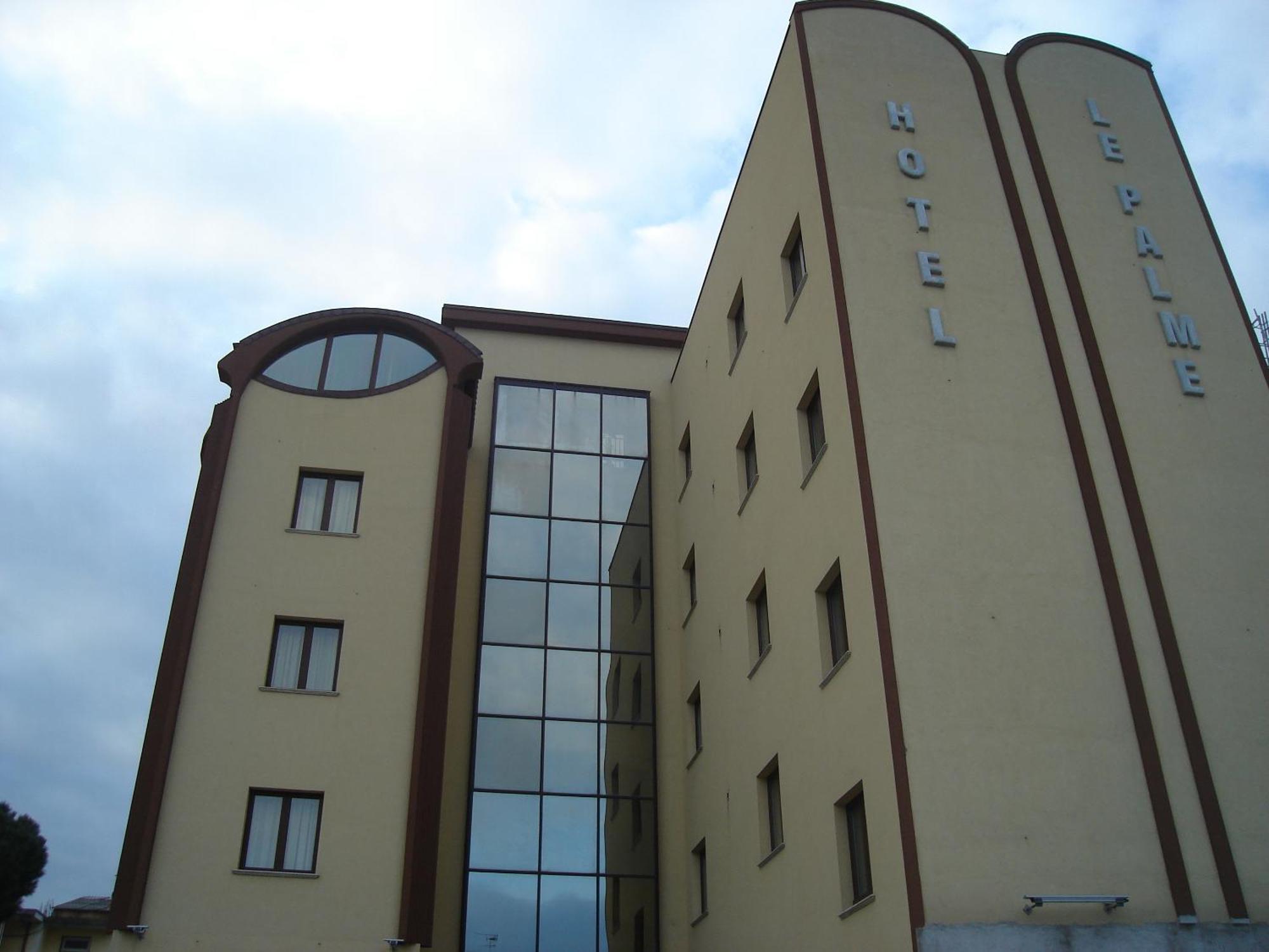 Hotel Le Palme Gioia Tauro Exteriör bild