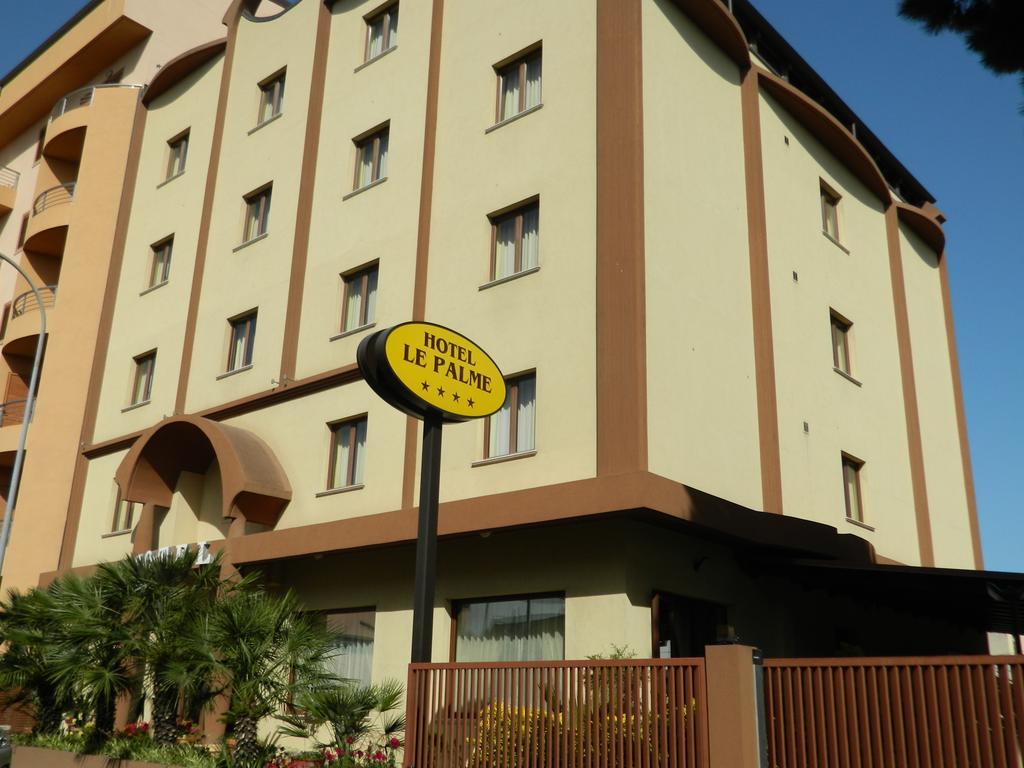 Hotel Le Palme Gioia Tauro Exteriör bild